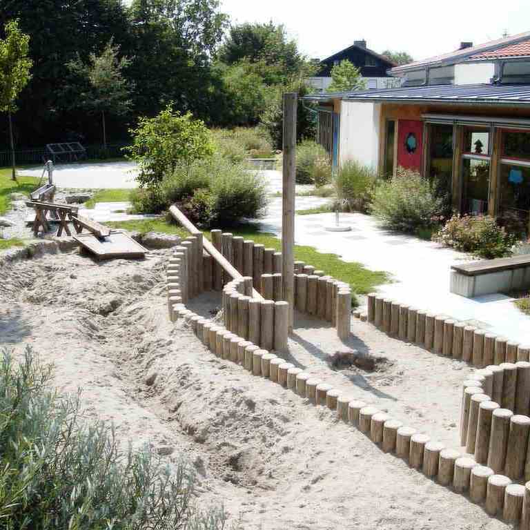 https://www.landschaftsarchitekt-haas.de/wp-content/uploads/2012/04/017-08.jpg