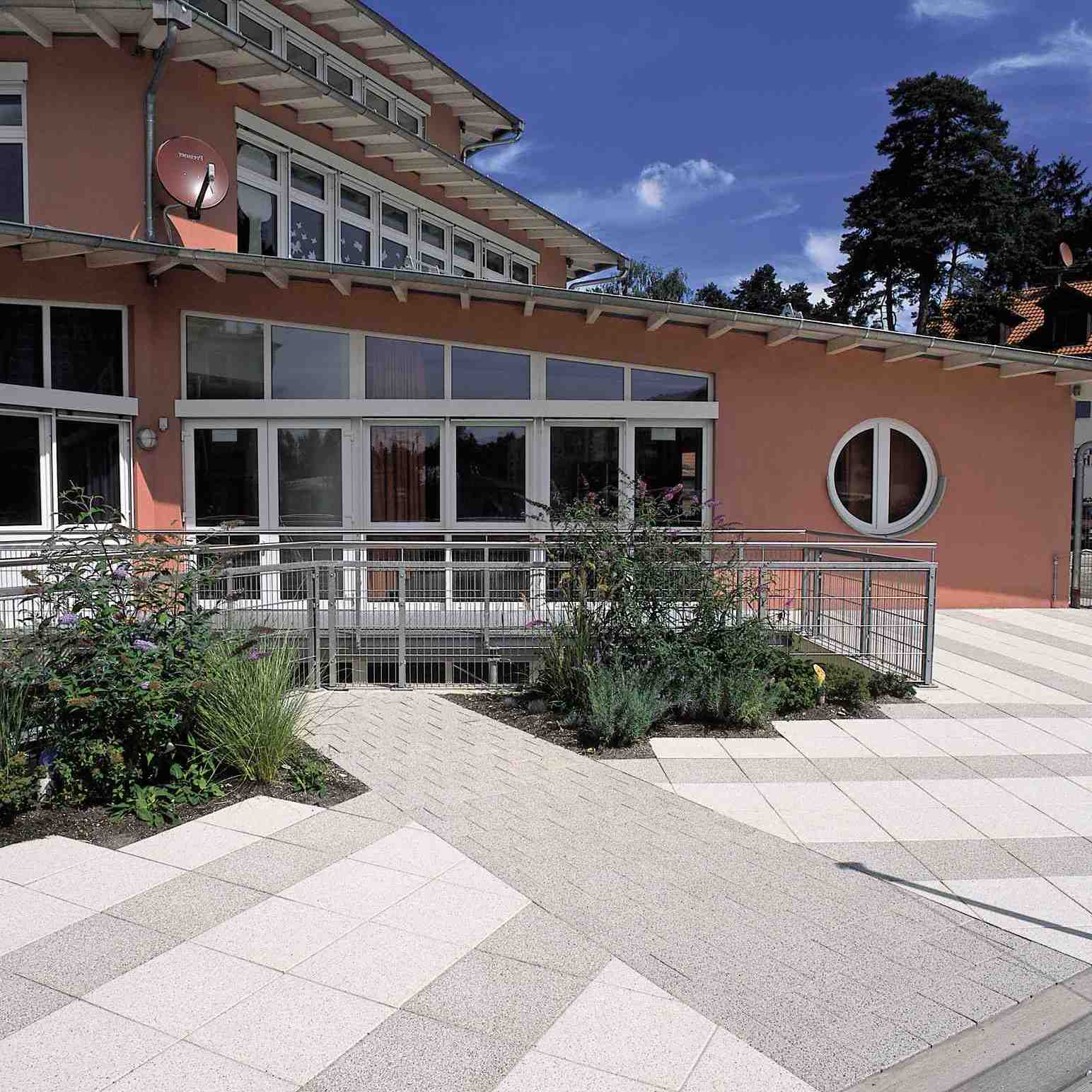 https://www.landschaftsarchitekt-haas.de/wp-content/uploads/2012/04/133-0021.jpg