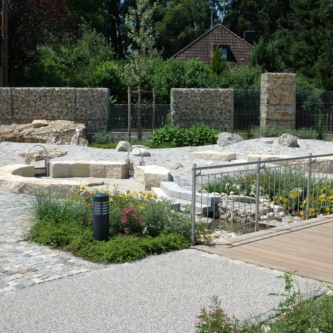 https://www.landschaftsarchitekt-haas.de/wp-content/uploads/2012/04/137-071.jpg